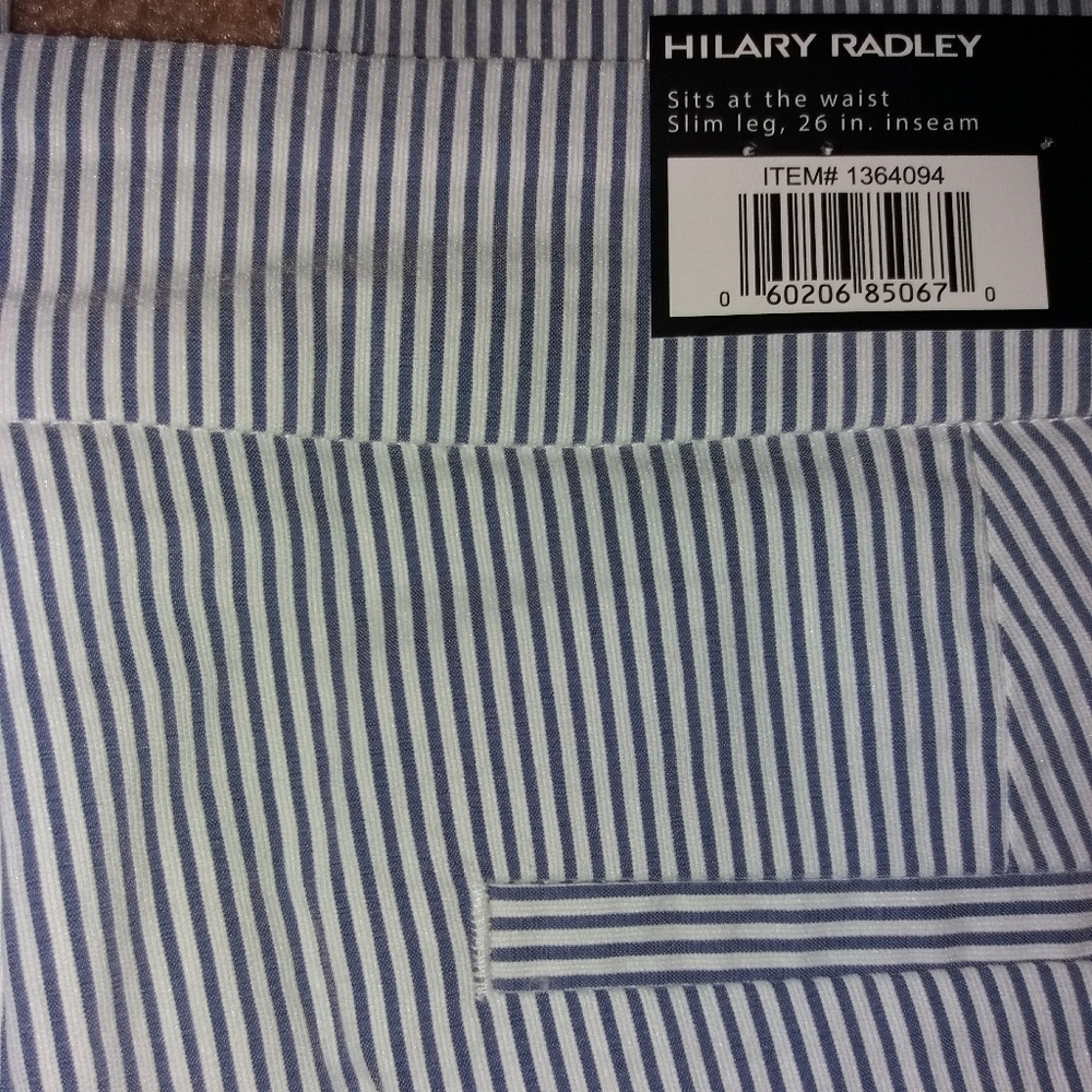 Hilary Radley Ladies' Seersucker Pull-On S… - Picture 5 of 12